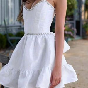 V. Chapman: Evie Dress